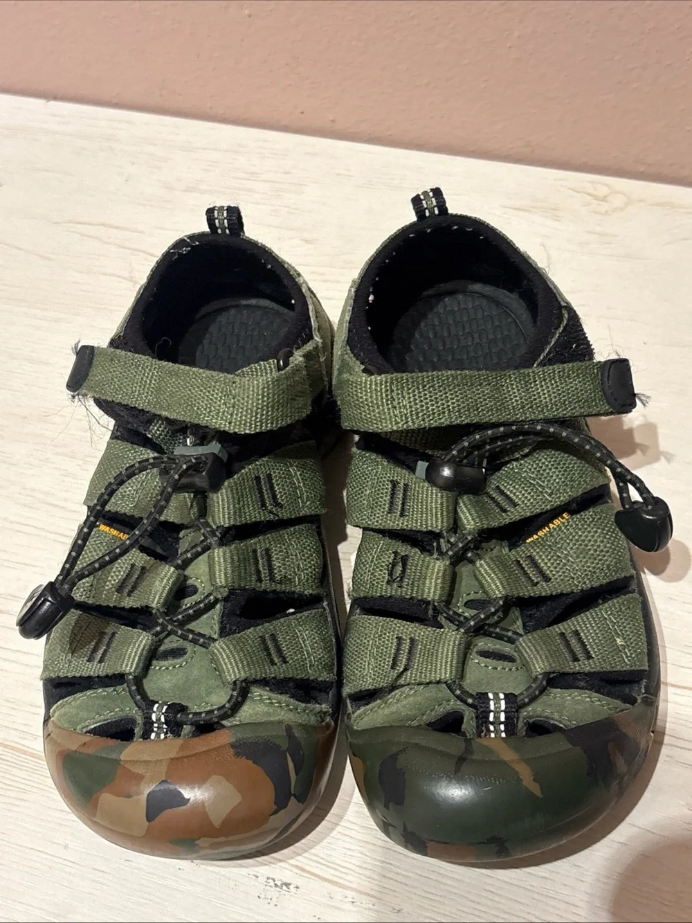 Keen Boys Newport H2 Sport Sandals Green Black Camo Youth Sz 13